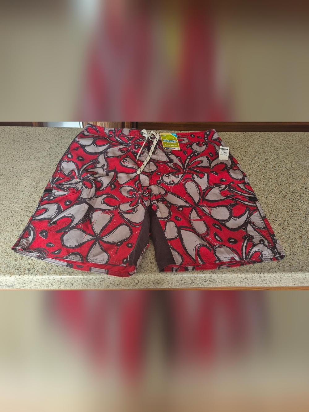 Old Navy Men's XXL Board Shorts Red Tropical Hibiscus Floral Swim Trunks NWT